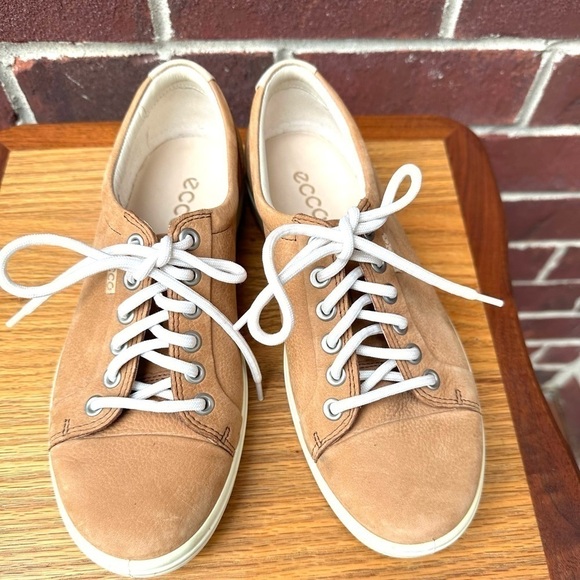 Ecco leather sneakers Extra Width - Picture 2 of 10